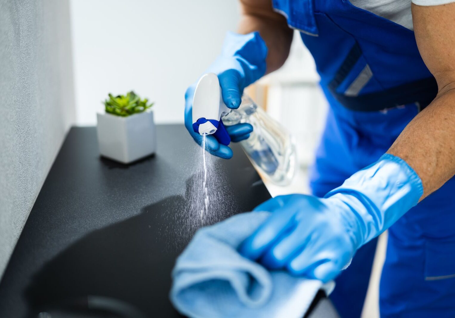 Professional Janitor Office Cleaning Service Professional Janitor Office Cleaning Service.